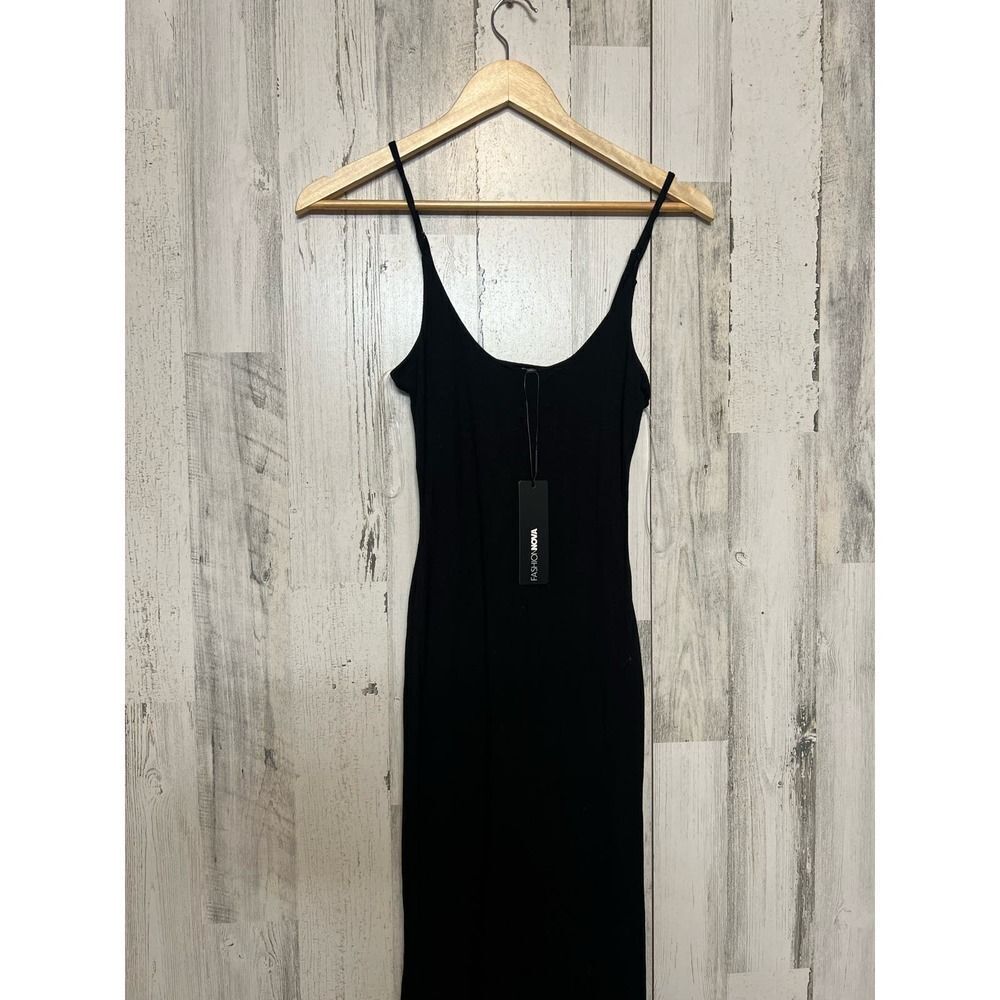 Fashion nova black midi dress size small